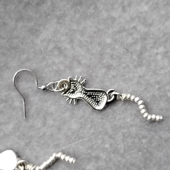 Hand Crafted White Enamel Cat With Sterling Silver  Earrings - Picture 2 of 4